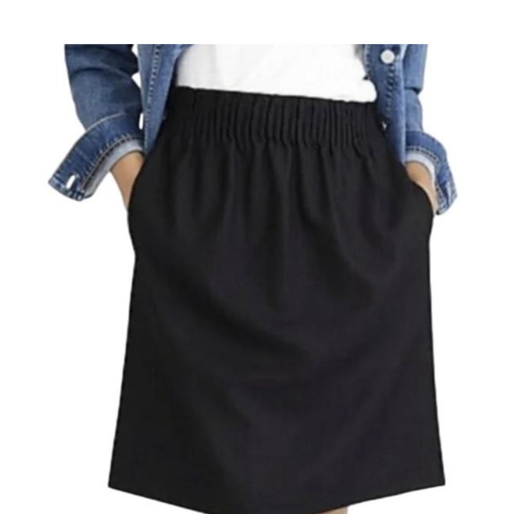 J. CREW Pull On Elastic Waistband Black Skirt size 00